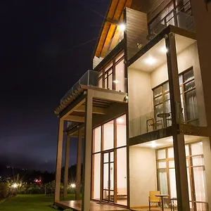 Villa Tea Plant, Nuwara Eliya
